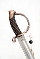 photo YesEatIs - Sommelier's saber with bronze handle - Display box and wooden pedestal 13